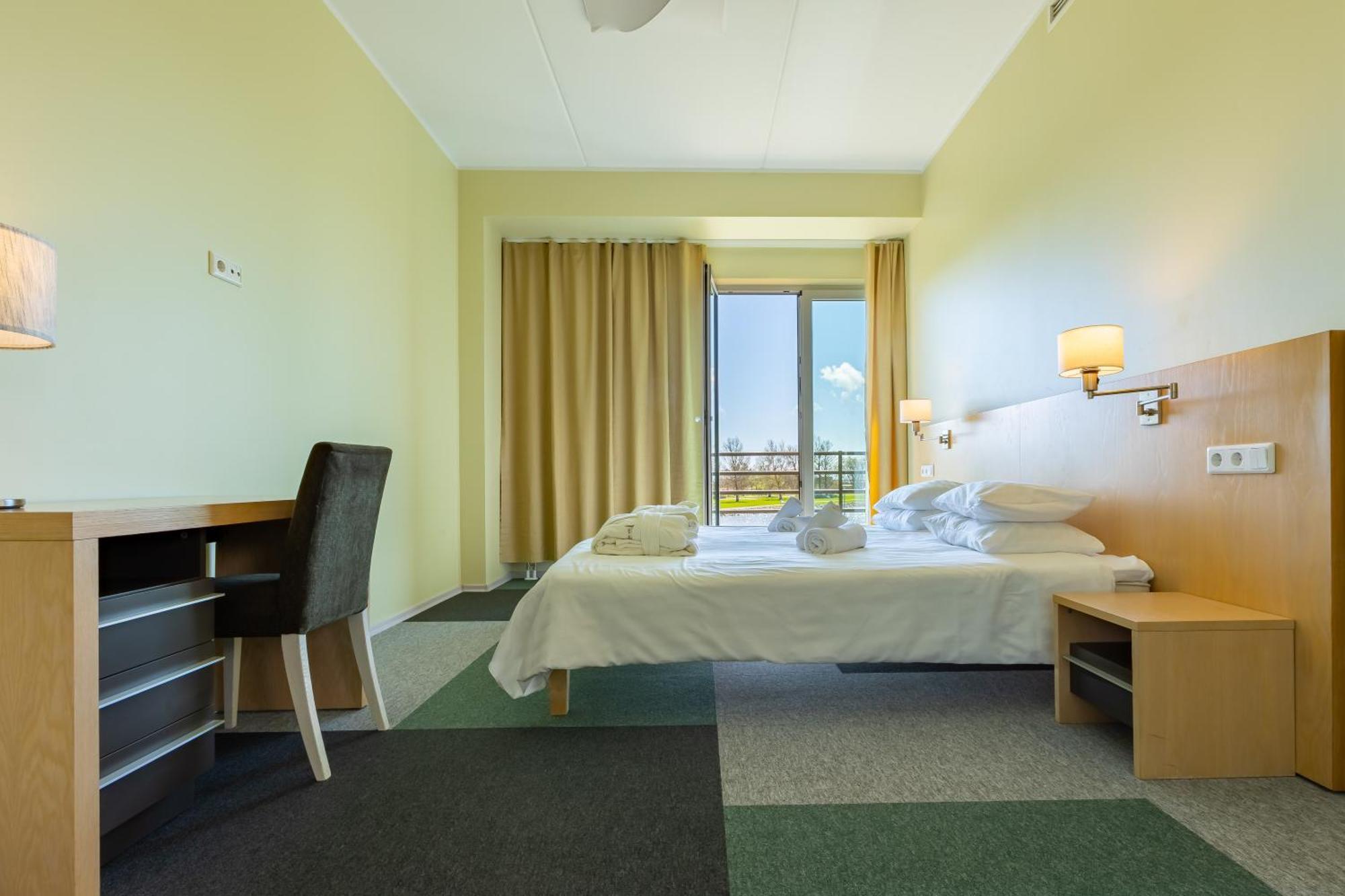 Meri Seaside Hotel & Spa Kuressaare Room photo